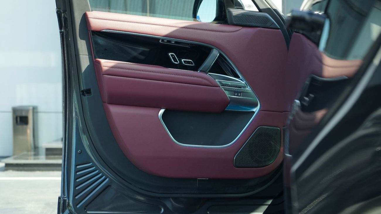 لاند روفر رينج روفر Autobiography P400 3.0L Carpathian Grey 2026 MY Export Only