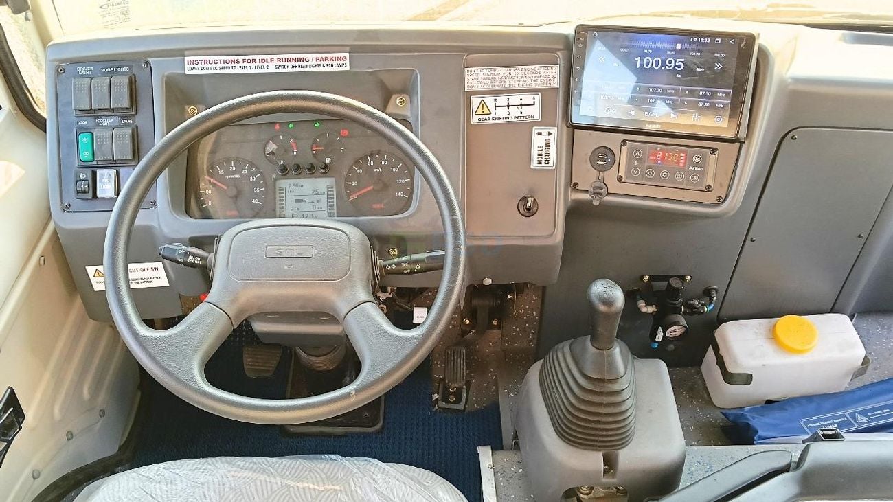 إيسوزو S7 حافلة Isuzu SML S7 Bus 47 Seater A/C MY-2025