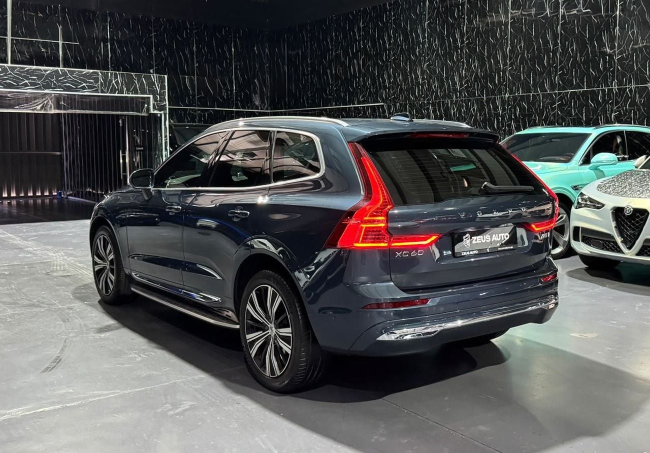 Volvo XC60 ULTIMATE BRIGHT VOLVO XC60 B5 AWD |GCC | Original paint | Al futtaim Warranty 2028