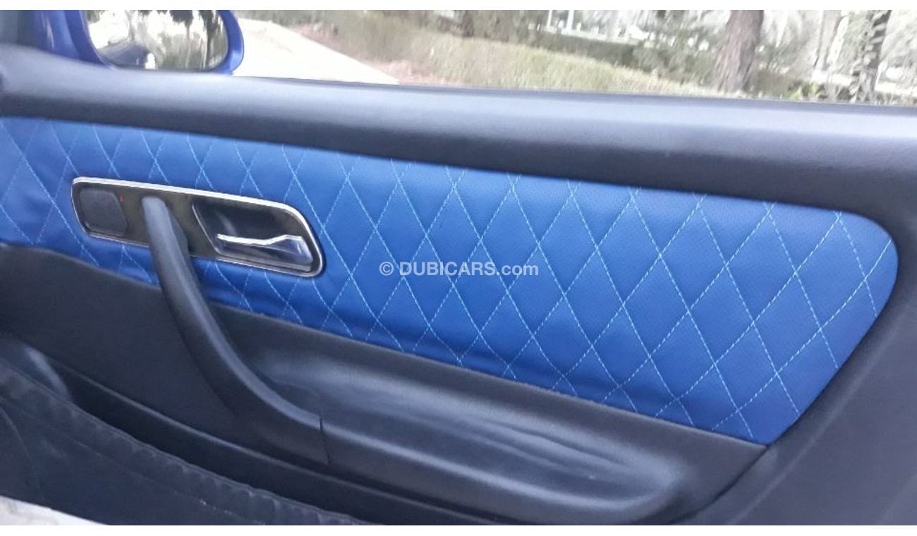 Mercedes-Benz SLK 320 2004 Low mileage Full options Clean car excellent condition