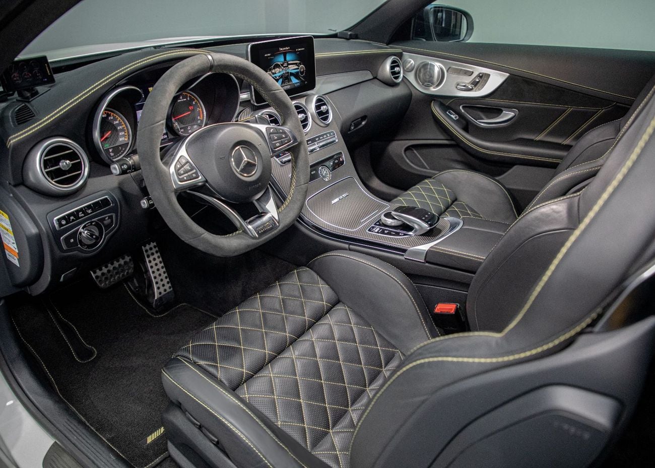 مرسيدس بنز C 63S AMG