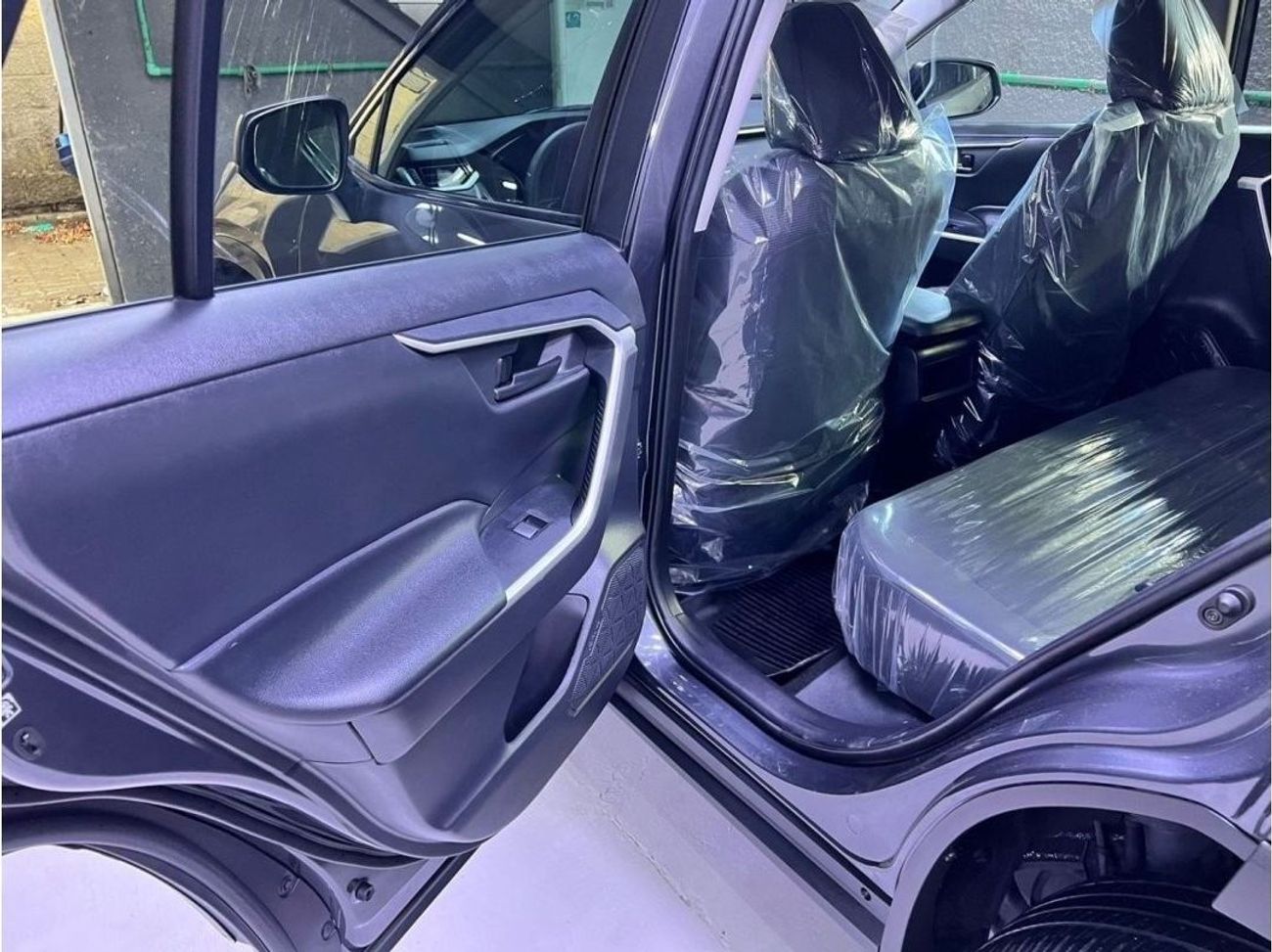 Toyota RAV4 LE Perfect inside and out