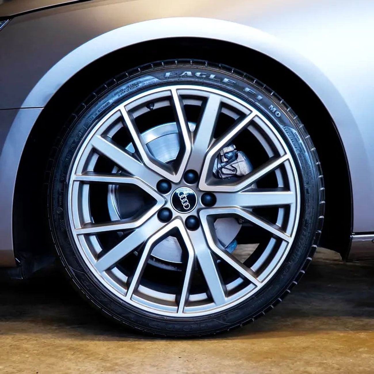 أودي A4 35 TFSI S-LINE 1,819 pm • 0% Downpayment • 35TFSI S-Line • Agency Warranty