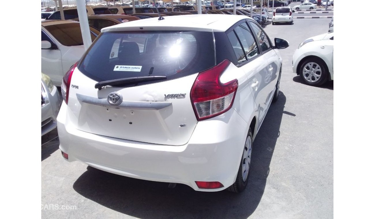 تويوتا يارس Toyota Yaris Hatchback 1.3 2015 GCC