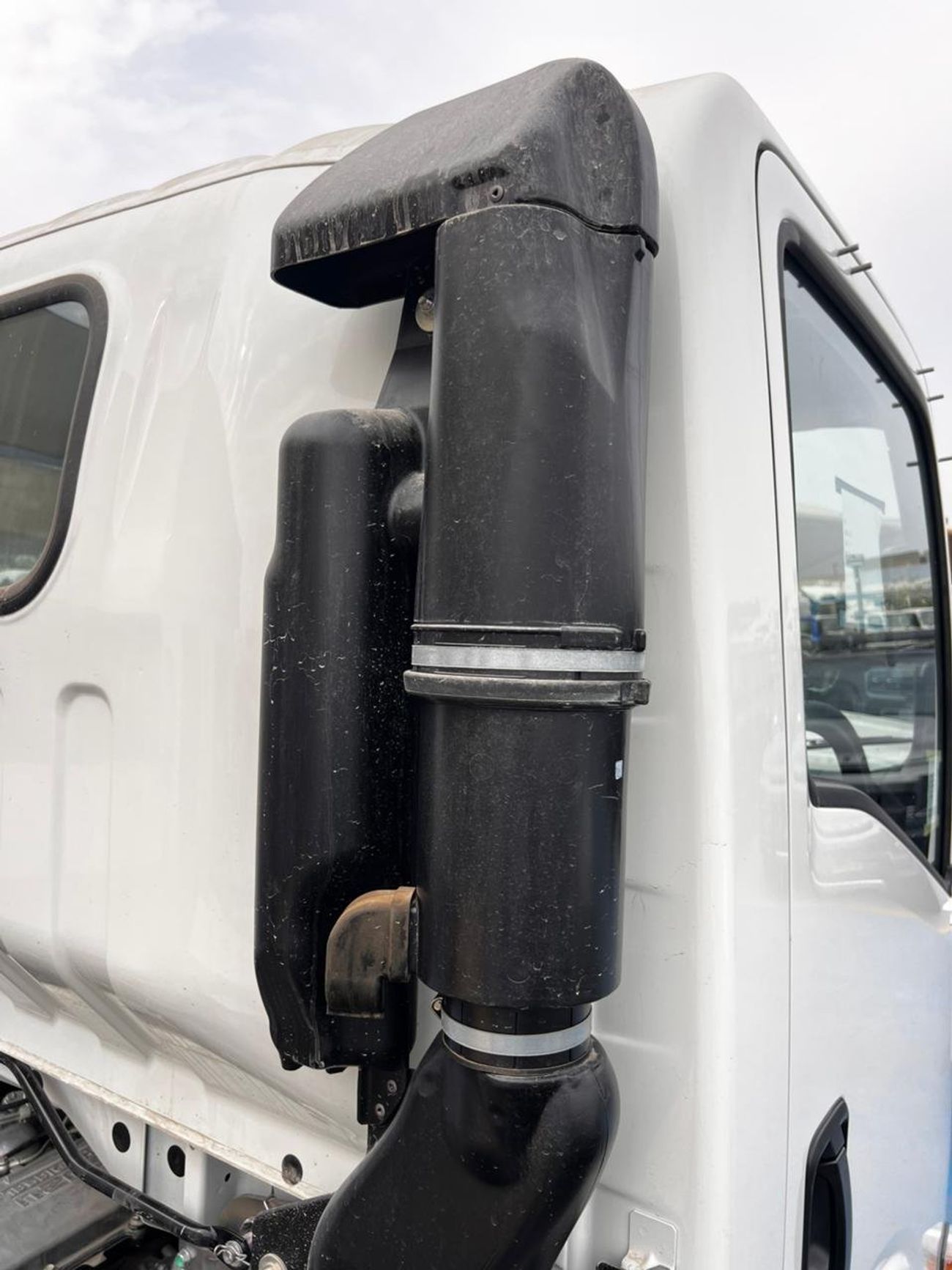 إيسوزو NPR إيسوزو -إن بي آر 2025