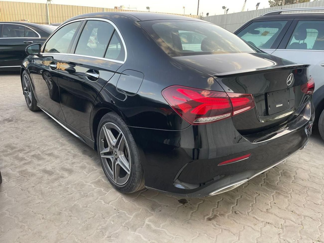 مرسيدس بنز A 220