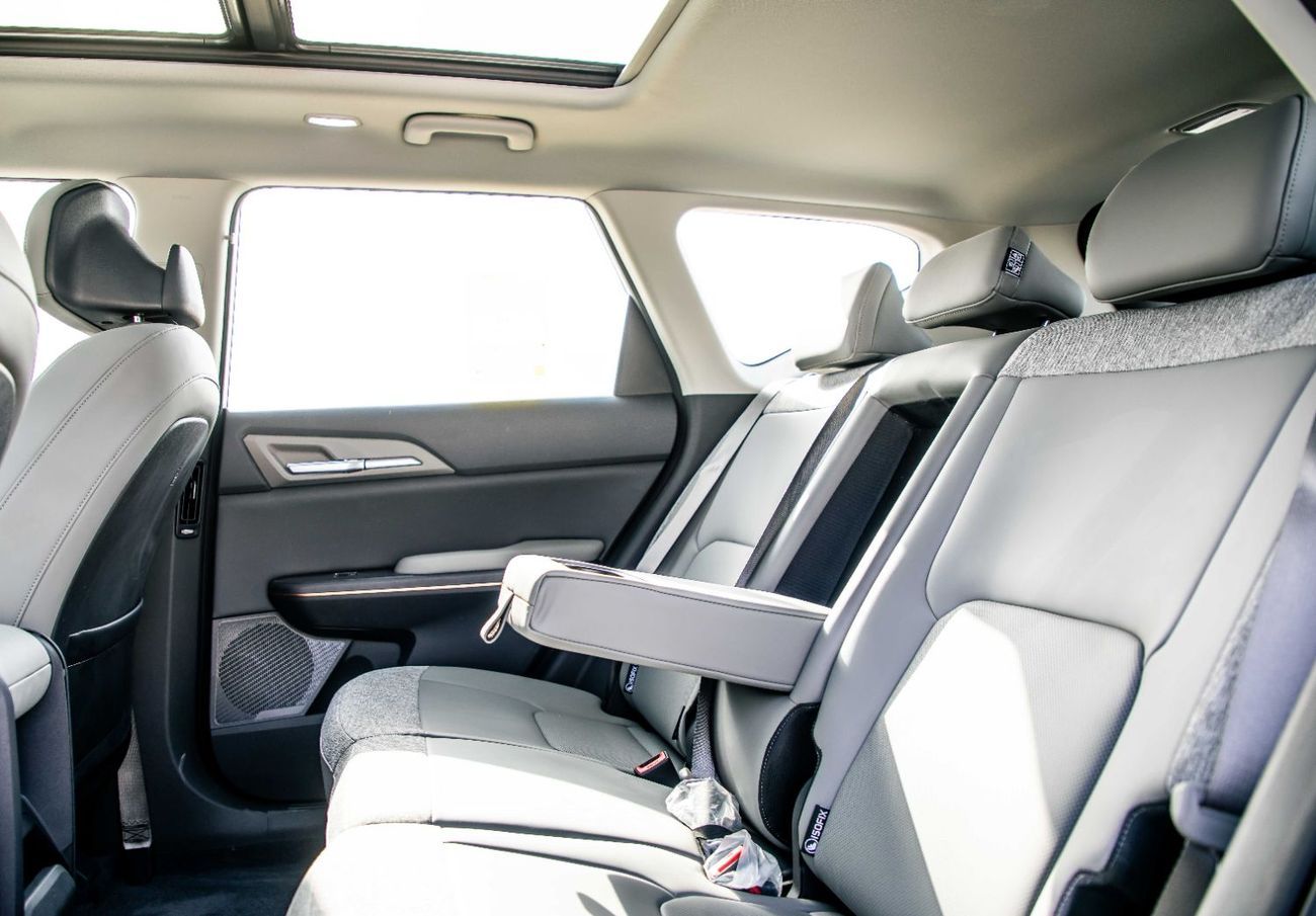 كيا EV5 2024 KIA EV5 LAND 530 - White inside Grey & Black | Export Only