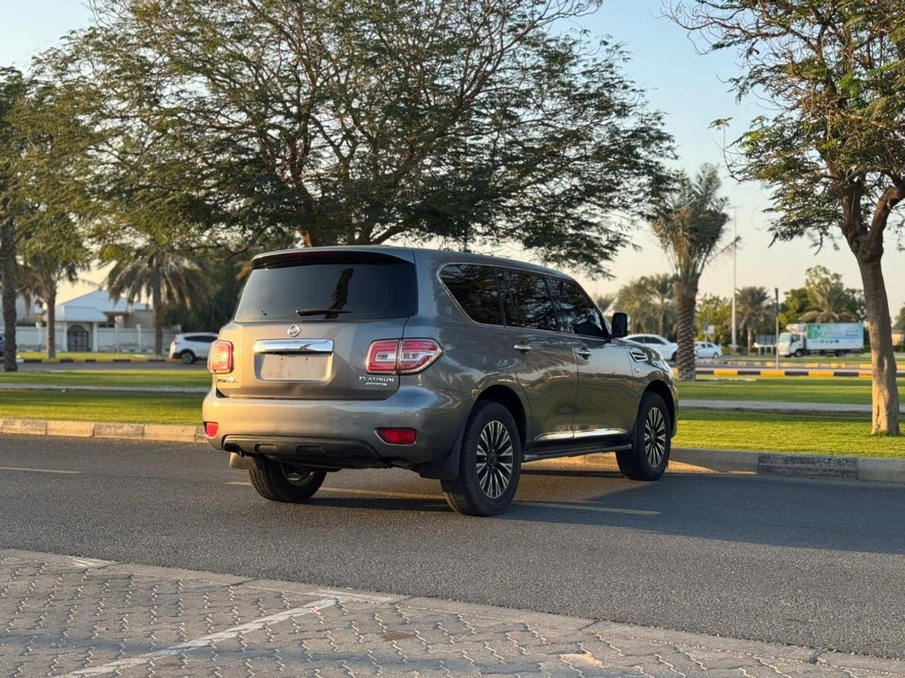 Nissan Patrol SE T3 5.6L