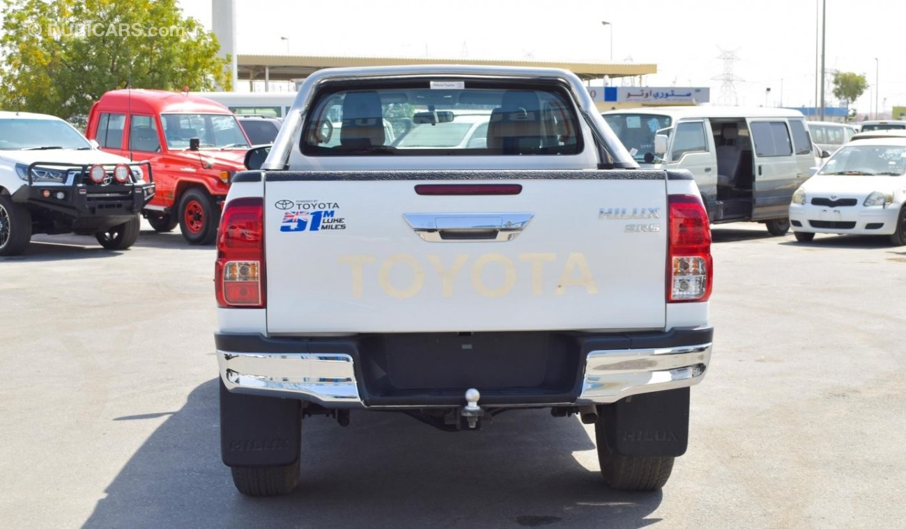 Toyota Hilux SR5 d