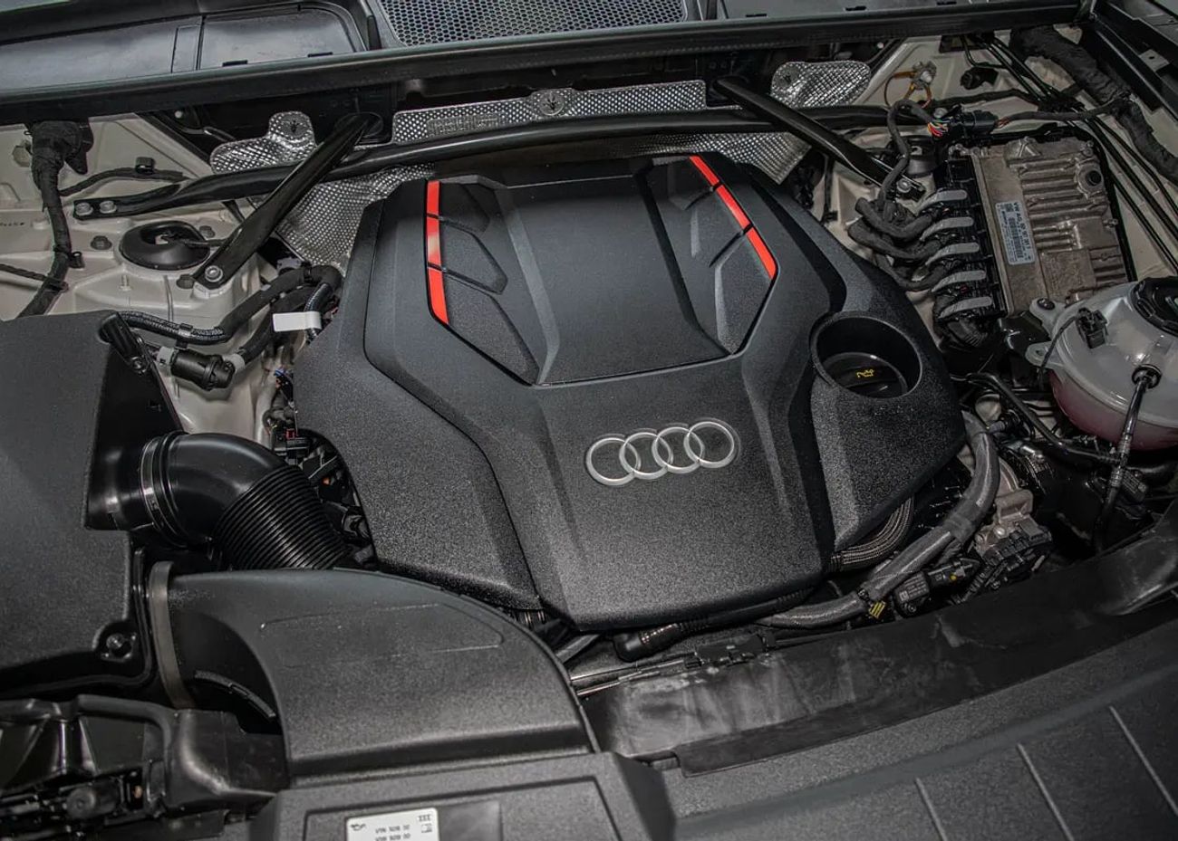 أودي SQ5 TFSI quattro 3.0L