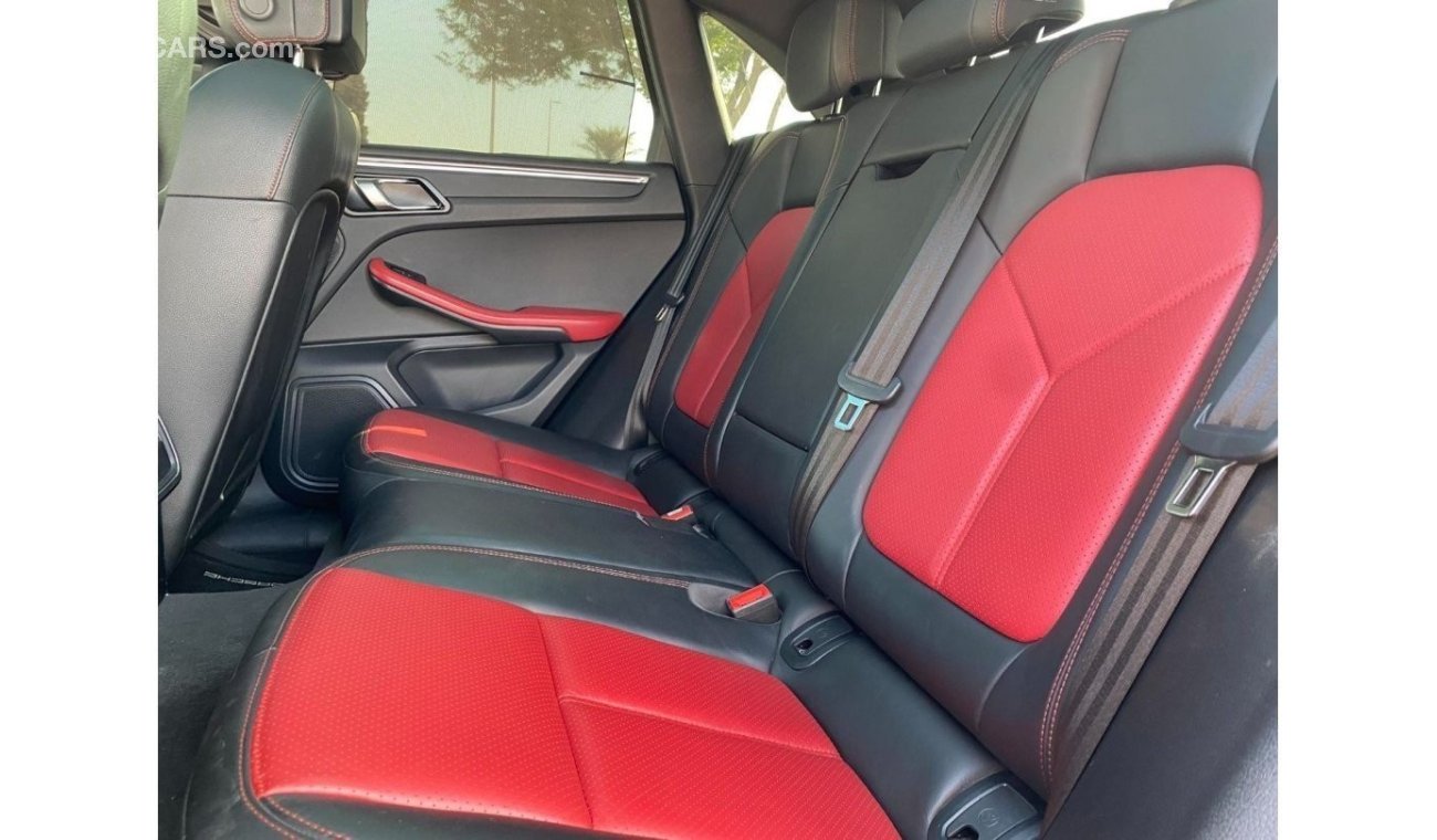 Used Porsche Macan std 2021 for sale in Dubai 705348