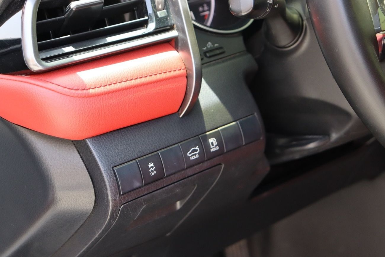 Toyota Camry 40TH Anniversary 3.5L Toyota Camry Grande Sport / 2019 / GCC / Free Accident / First Owner