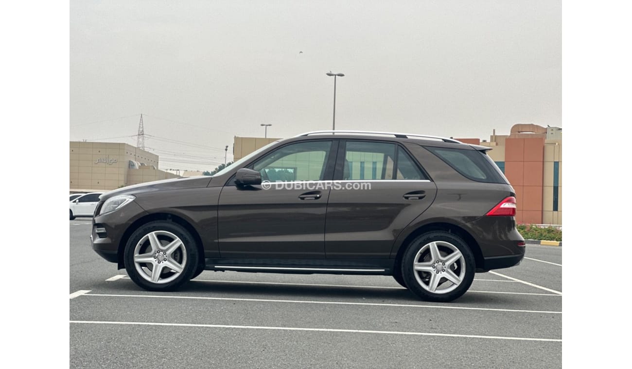 مرسيدس بنز ML 350 AMG موديل 2014 خليجي حاله ممتازهمن الداخل والخارج فل مواصفات بانوراما