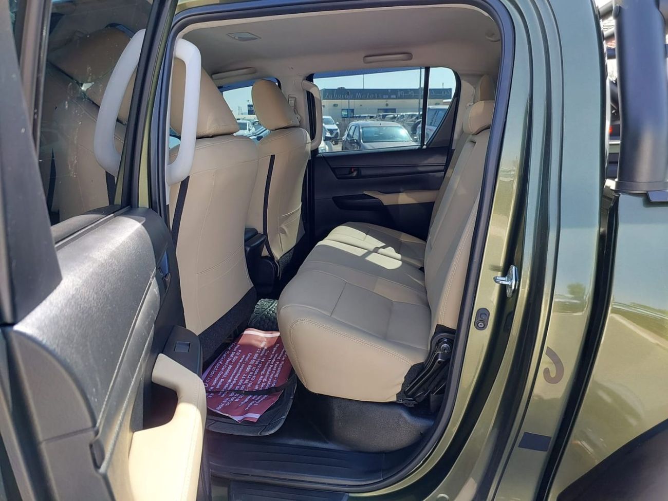 Toyota Hilux (RAMADAN OFFER) TOYOTA HILUX PICKUP RHD 2023 MODEL 2.8 L DIESEL AUTOMATIC(PM91809)