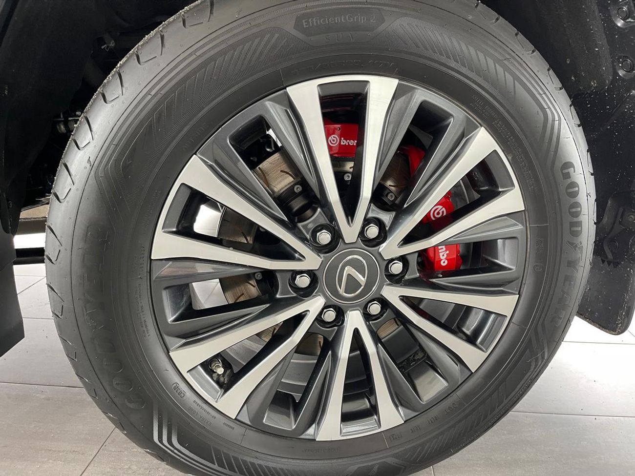 لكزس LX 500 Armored Vehicle B7+