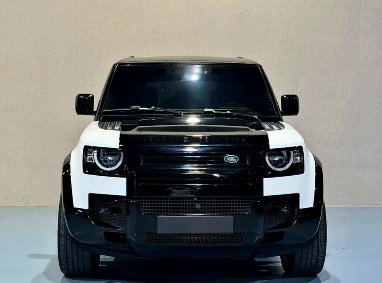 لاند روفر ديفندر 110 HSE | GCC Specs | Low Mileage