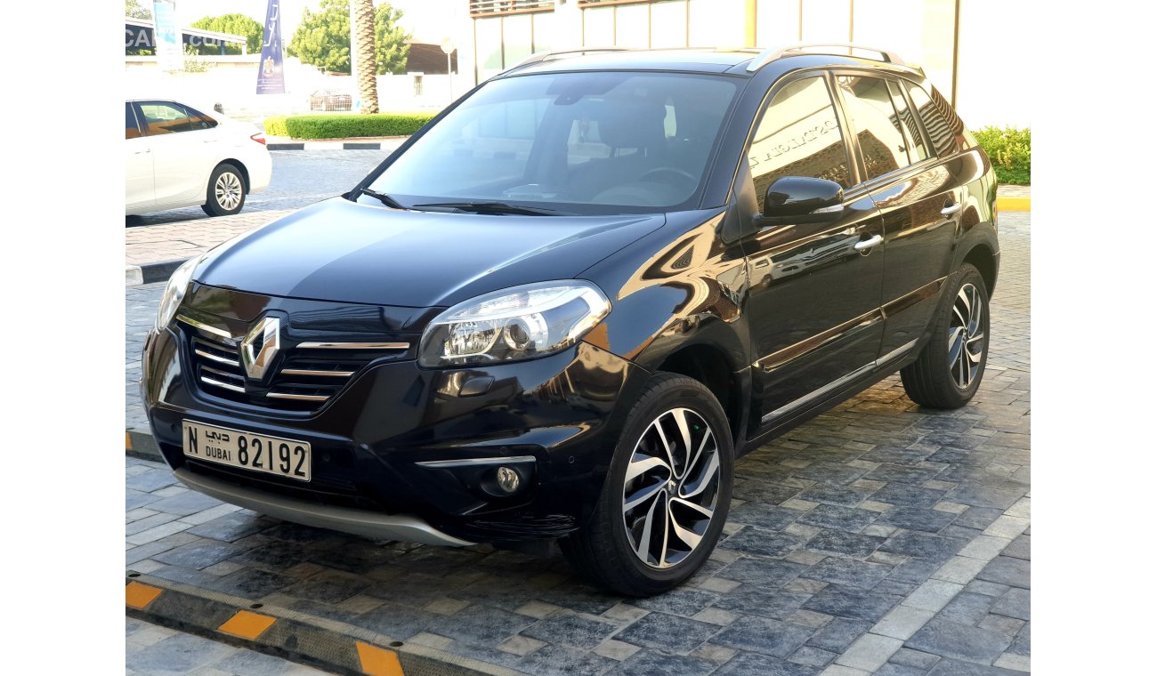 Renault Koleos LE full option GCC