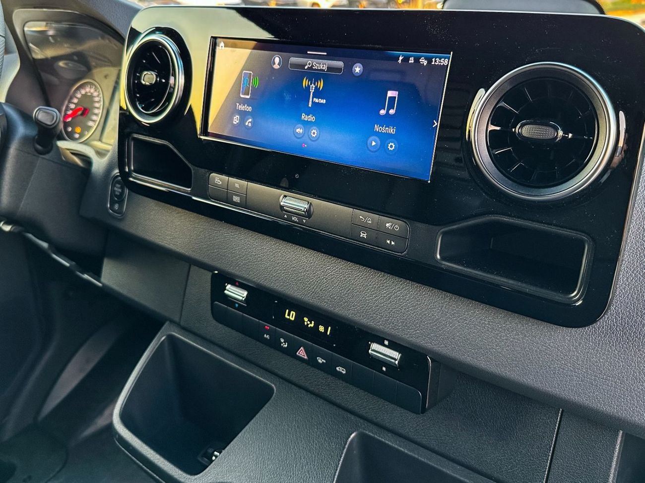مرسيدس بنز سبرينتر Mercedes Benz 519 CDI