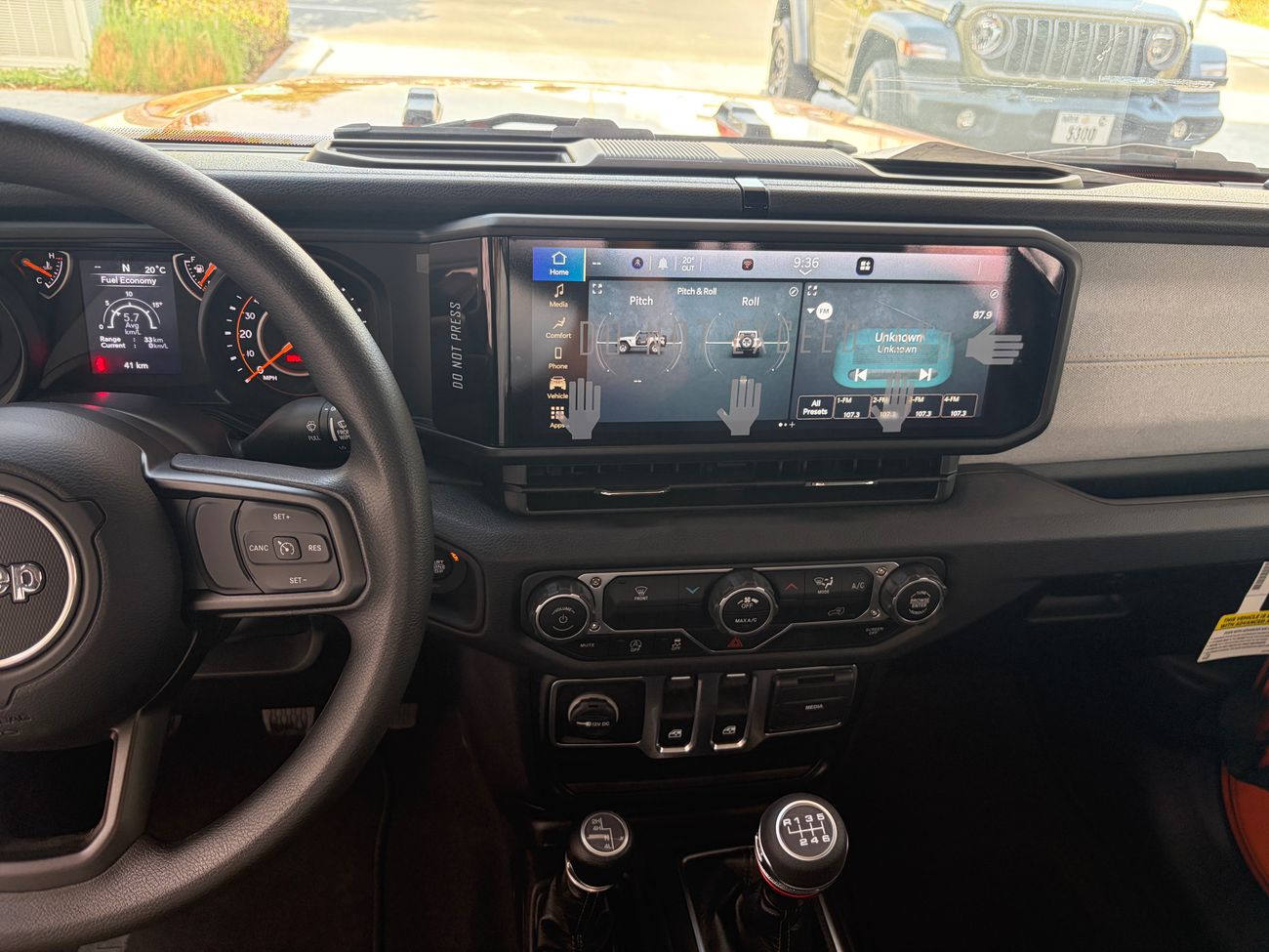 Jeep Wrangler Sport S 3.6L M/T