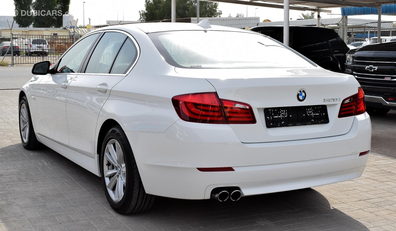 BMW 520i i