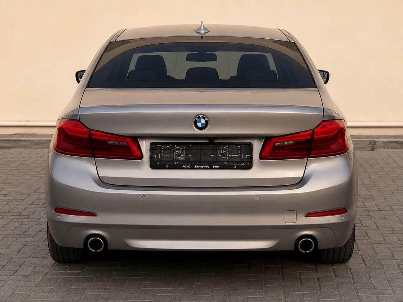 BMW 520i 520i Exclusive | GCC Specs | Low Mileage