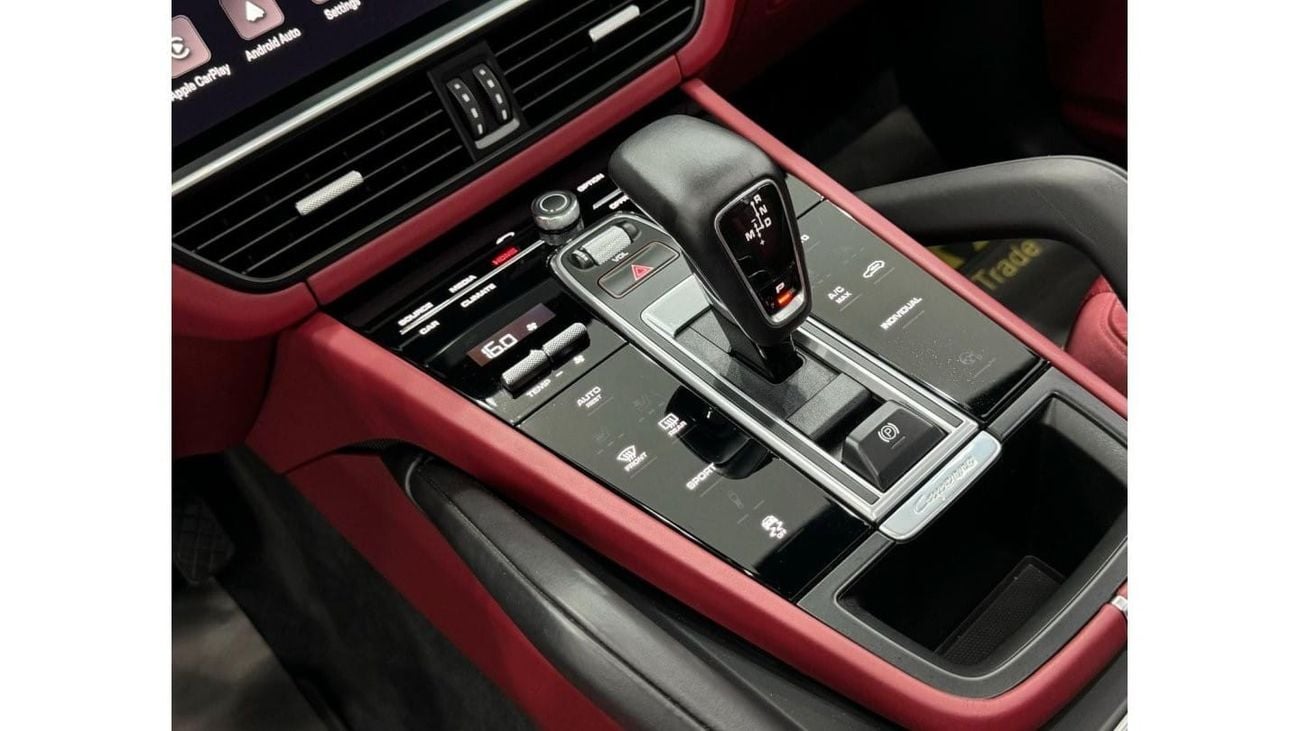 Porsche Cayenne 2022 Porsche Cayenne, Jan 2025 Porsche Warranty+ Jan2028 Service Contract, Full Service History, GCC