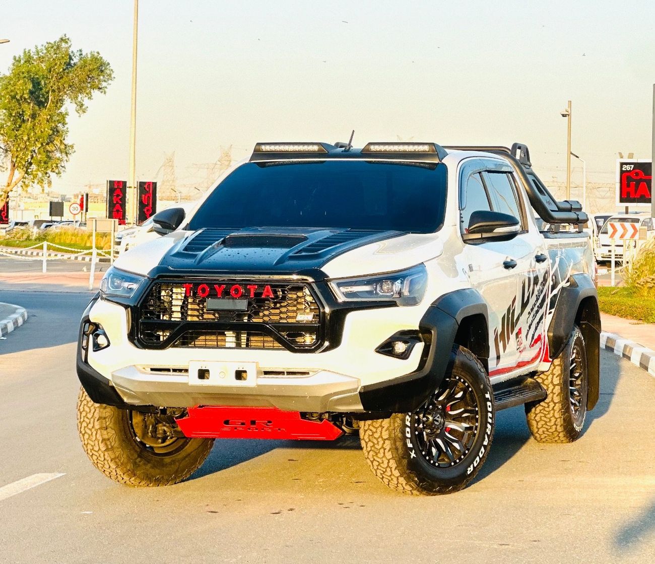 تويوتا هيلوكس GLX 2.7L Double Cab Utility M/T