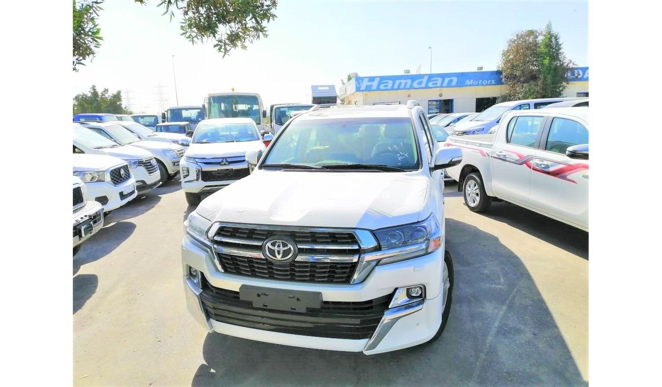 تويوتا لاند كروزر v6 gxr  جراند تورينج فول ابشن