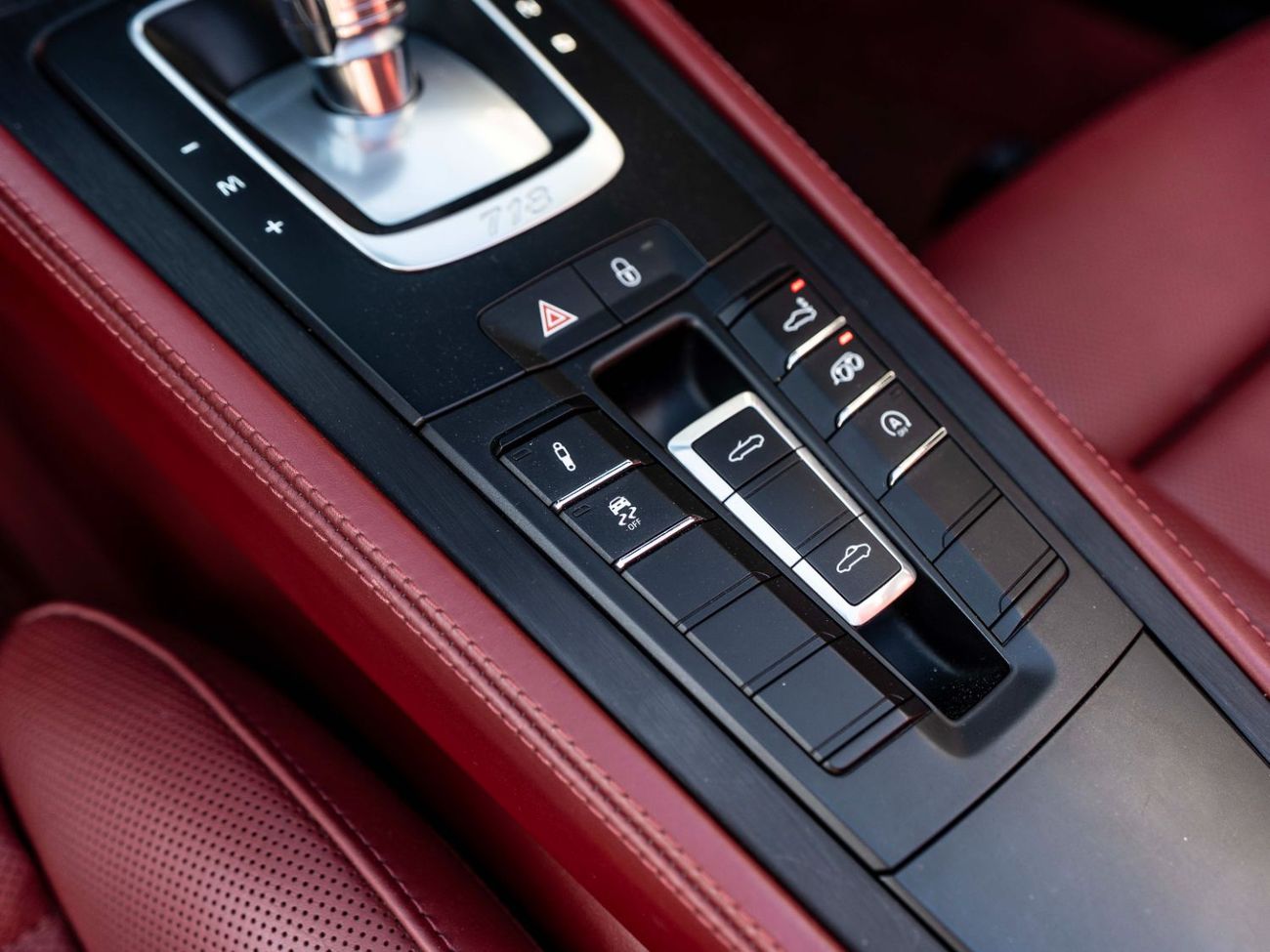 Porsche 718 Boxster GTS 2.5L