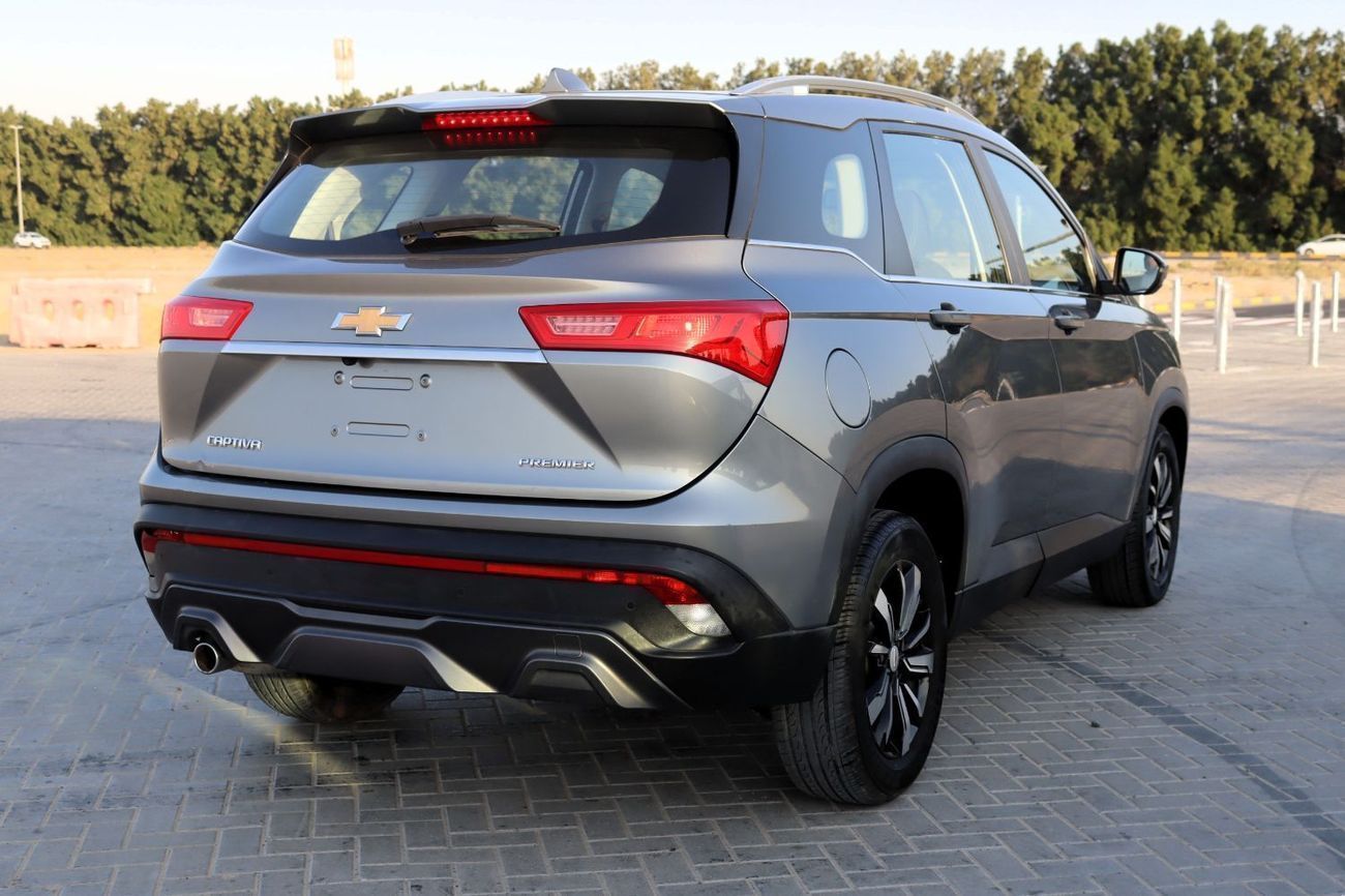Chevrolet Captiva Premier 1.5L (149 HP) (7 Seater) CHEVROLET CAPTIVA PREMIER 2022 model, GCC, in excellent condition,