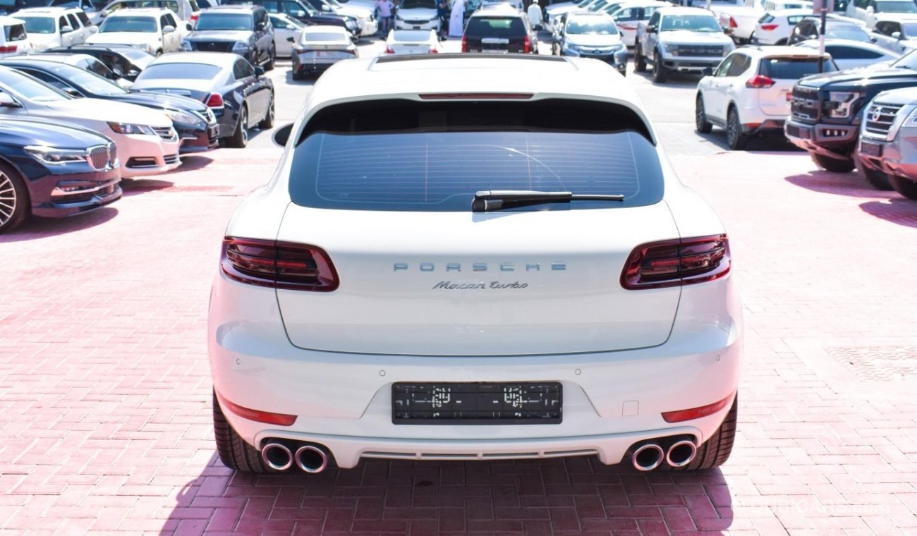 Porsche Macan Turbo