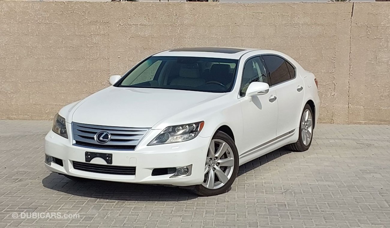 Lexus LS 600 Hybrid 2012 | Partial Service History | GCC