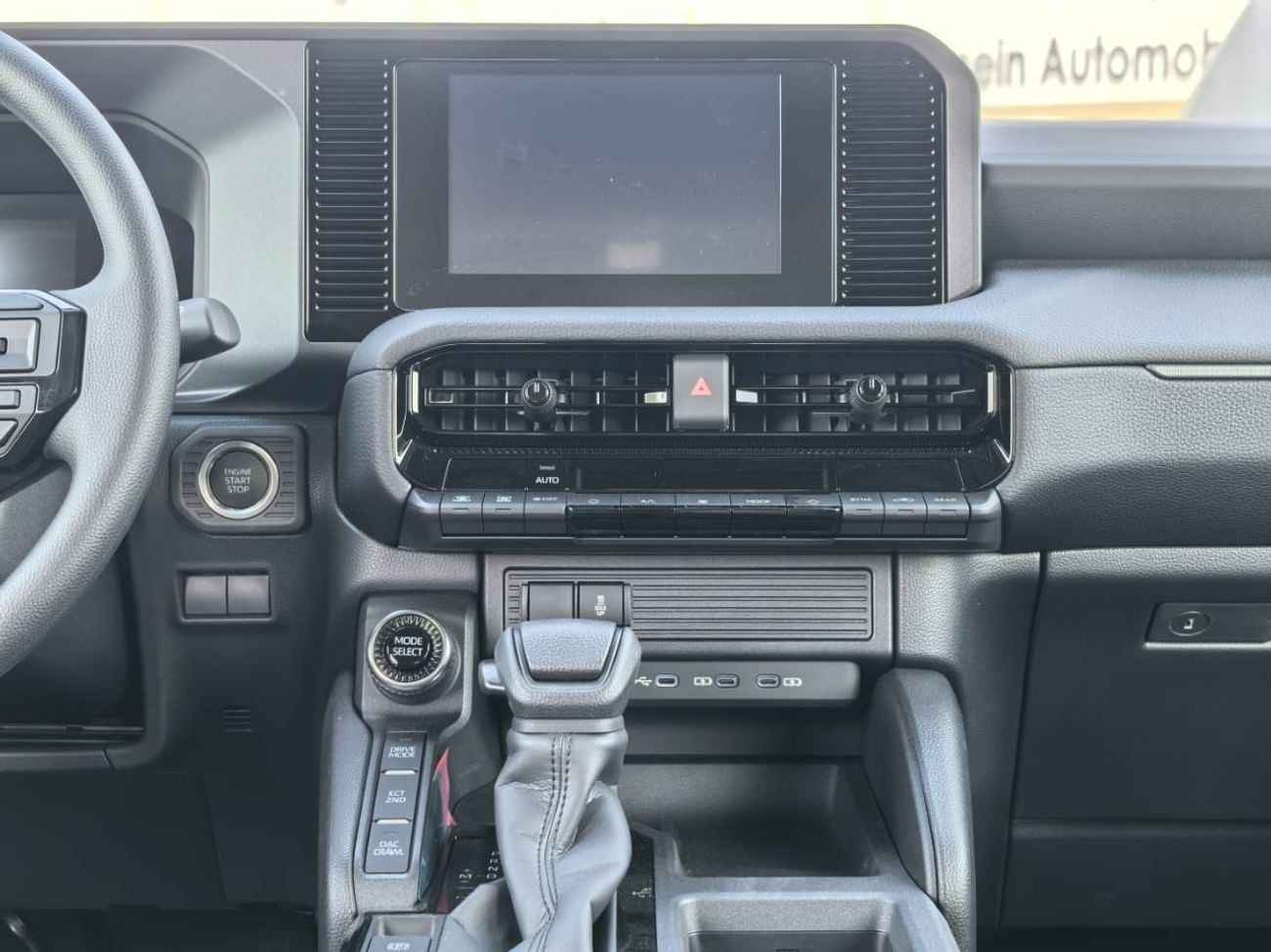 تويوتا برادو PRADO,2.8L,DIESEL,SUNROOF,COOL BOX,BACK DOOR POWER,DVD+CAMERA,18''AW,A/T,2025MY ( FOR EXPORT ONLY)