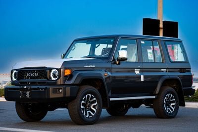 تويوتا لاند كروزر 76 Toyota LC76 2.8l Automatic  5 Door Winch Diff Lock Full option  2026