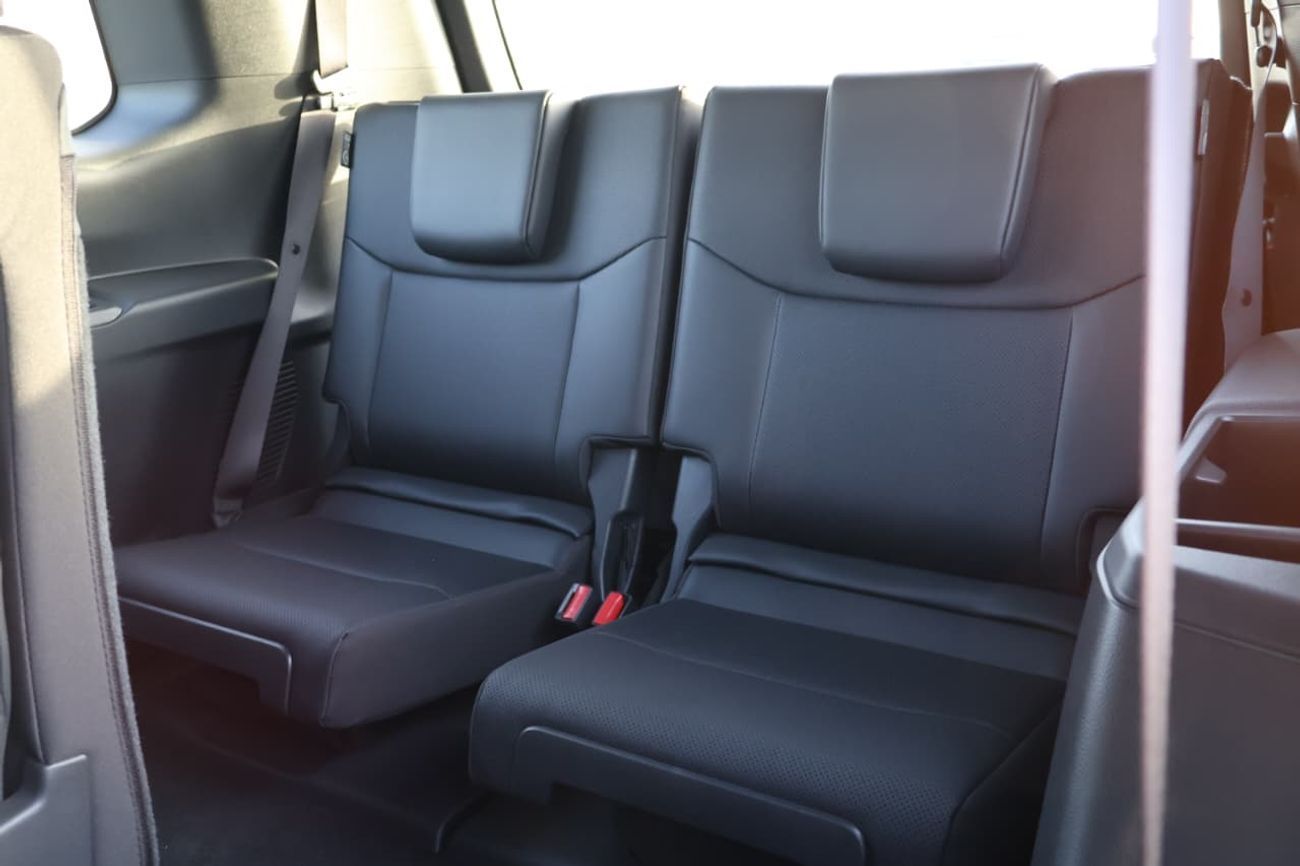 تويوتا برادو VXR 2026 Toyota Prado LC250 2.4L petrol All Rounder MID