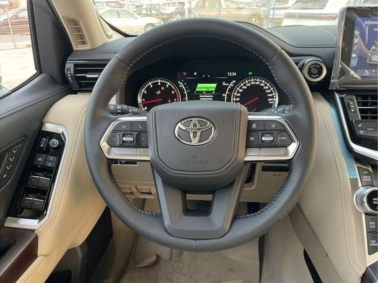 Toyota Land Cruiser TOYOTA LC300 3.5L VX+ PETROL EUROPE FULL OPTION 2022MY (FOR EXPORT ONLY)