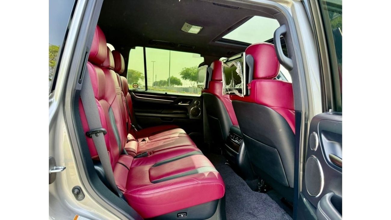 Lexus LX 570 Signature LEXUS LX570 GCC SPECS YEAR 2019 FULL SERVICE HISTORY  FLEXIBLE DOWN PAYMENT EMI AED 3800