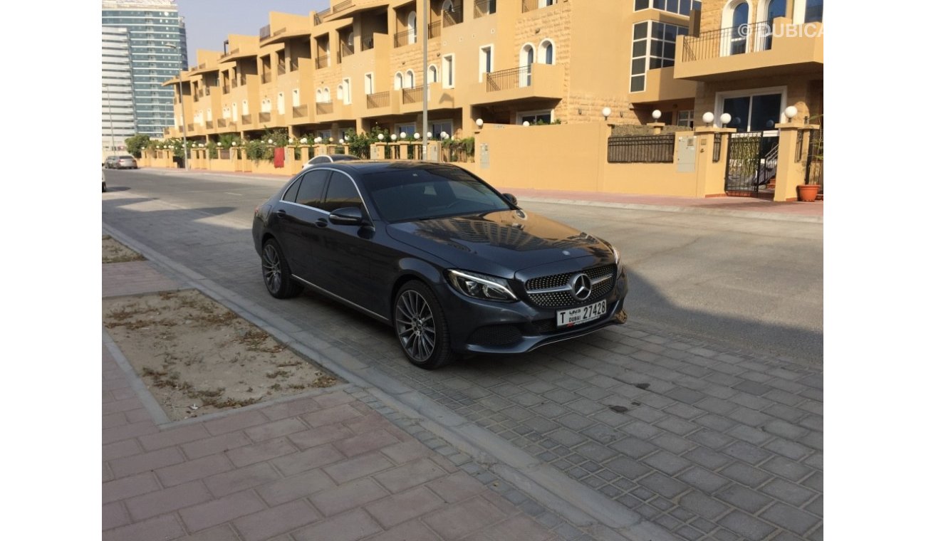 Mercedes-Benz C 300