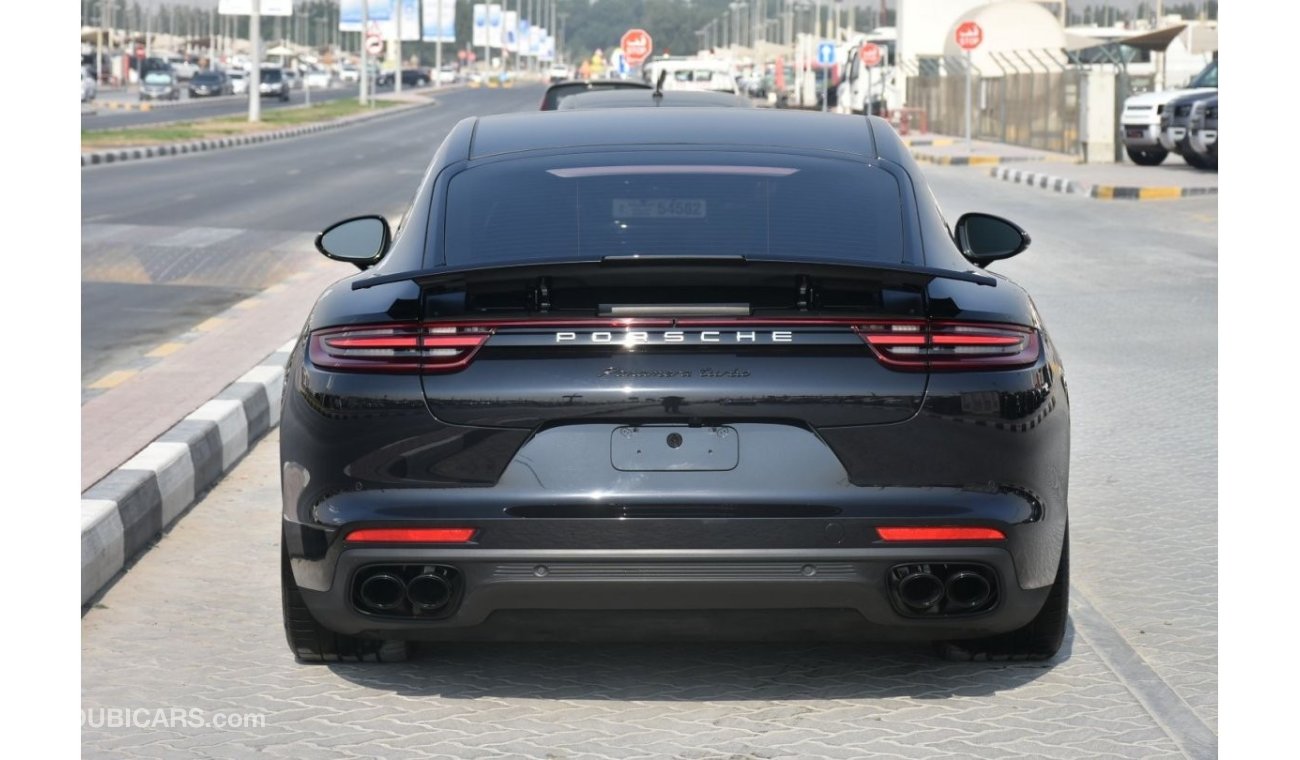 Porsche Panamera Turbo PORSCHE PANAMERA TURBO V8