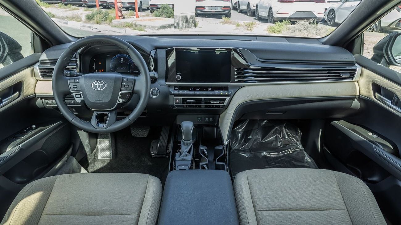 تويوتا كامري GLE TOYOTA CAMRY 2.5 LE -2026YM