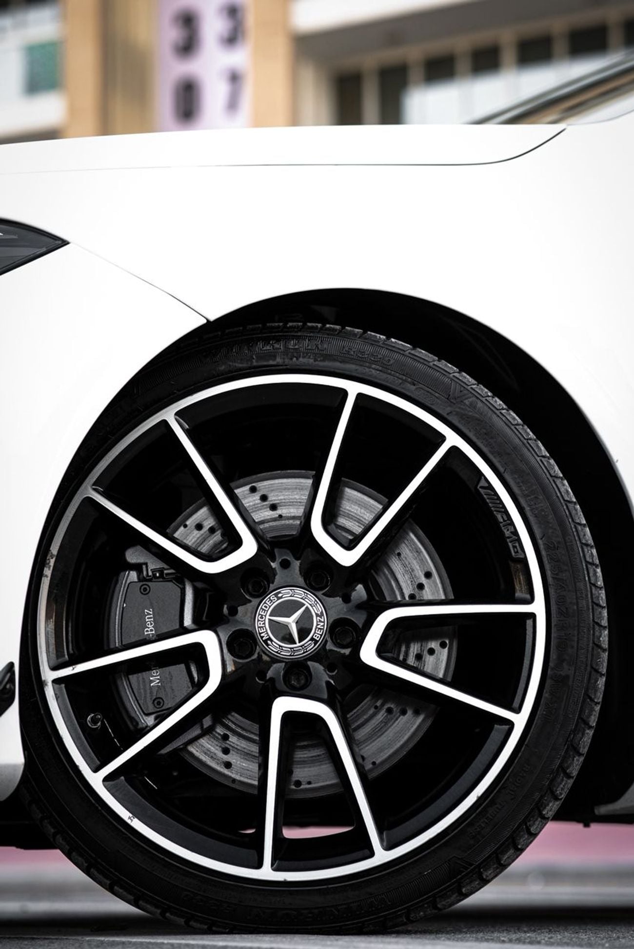 مرسيدس بنز CLA 250 Premium + 2.0L