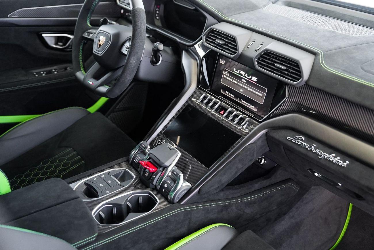 Lamborghini Urus 4.0T V8 Performante