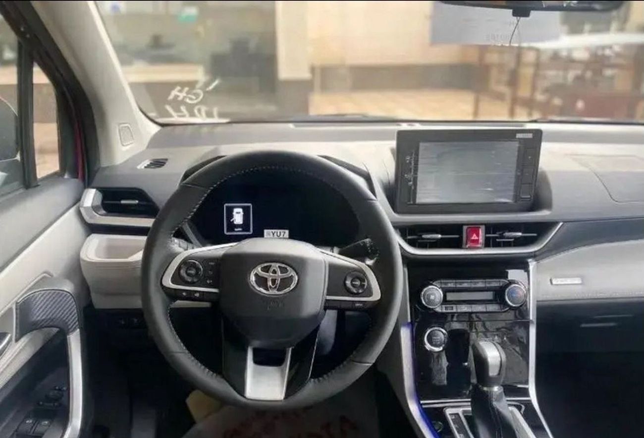 Toyota Veloz GX 7 SEATS 1.5L CVT FWD CUV PETROL ZERO KM 2025 MODEL