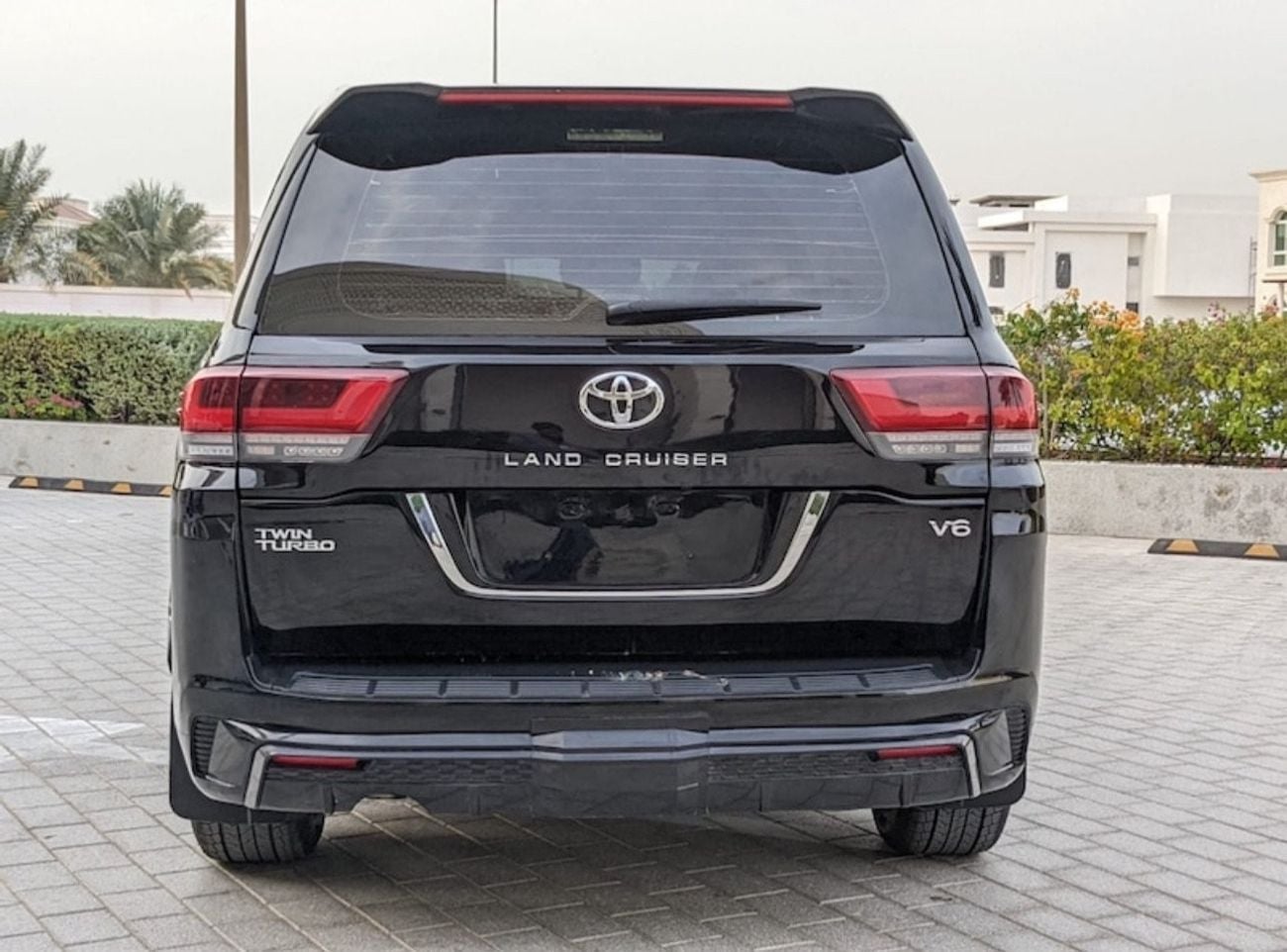 Toyota Land Cruiser GXR Upgrade to 2023 model full options