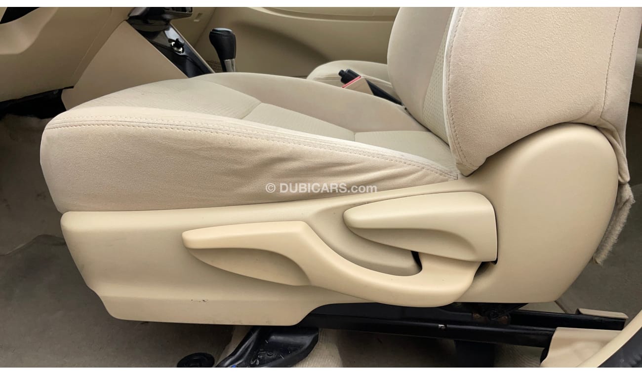 تويوتا يارس E 1.5 | +مع الضمان | كمان تم فحص ١٥٠