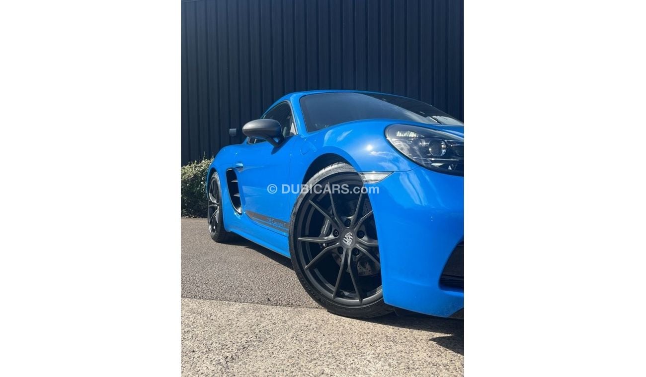 بورش كايمان 718 Porsche 718 Cayman T Right Hand Drive
