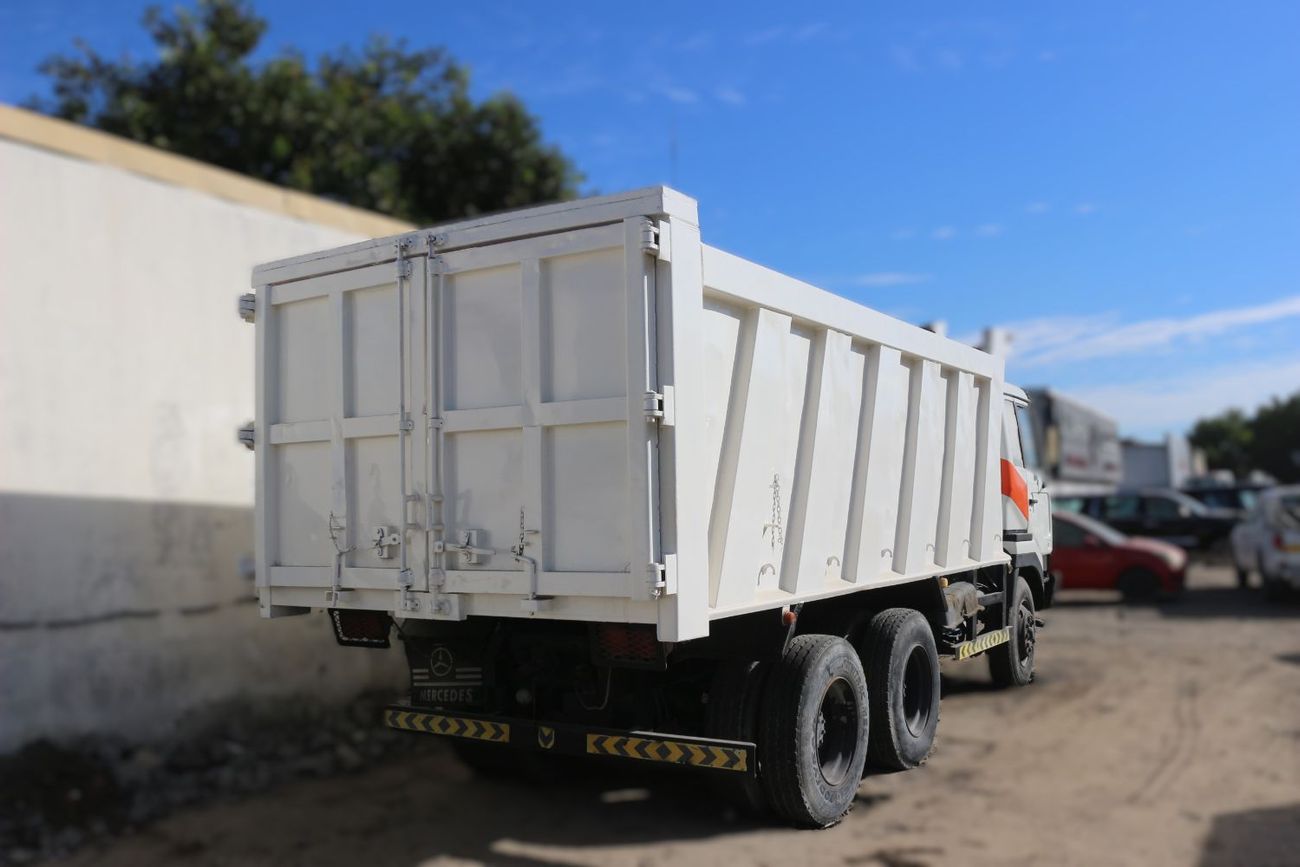 Nissan MK210 NISSAN L6 290 LONG CHASSIS 6X4 TIPPER MODEL 1997