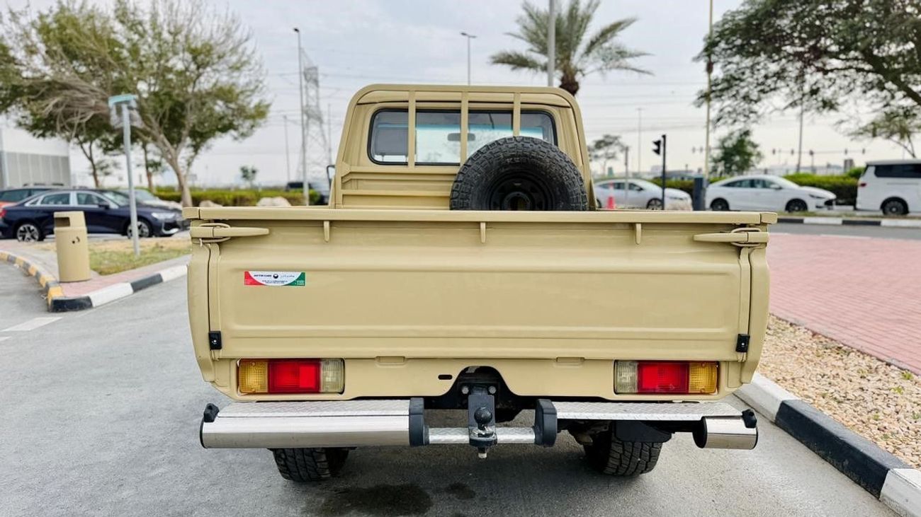 Toyota Land Cruiser Pick Up 1989| 4.0L DIESEL ENGINE | MT| RHD | BULL BAR | PREMIUM LEATHER SEATS | TOW HITCH