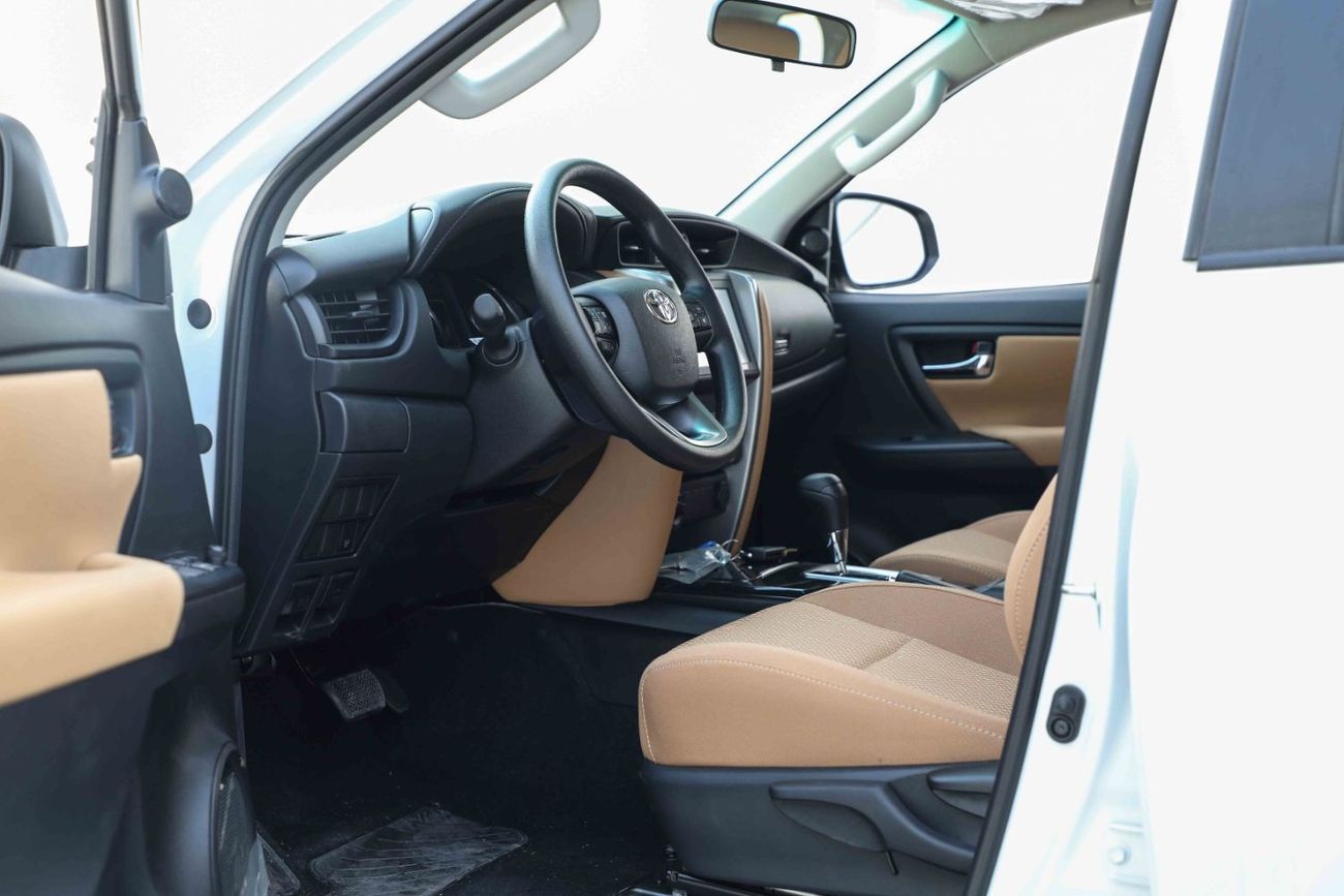 Toyota Fortuner 2023 Toyota Fortuner 4X4 2.4 Low - Platinum White Pearl inside Chamois | Export Only