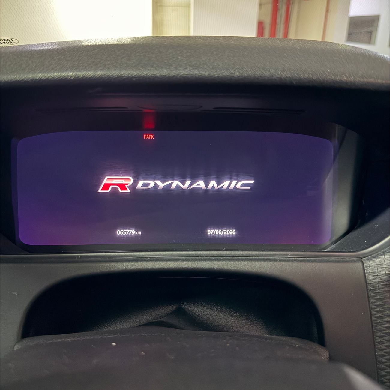 Land Rover Range Rover Velar R-DYNAMIC S